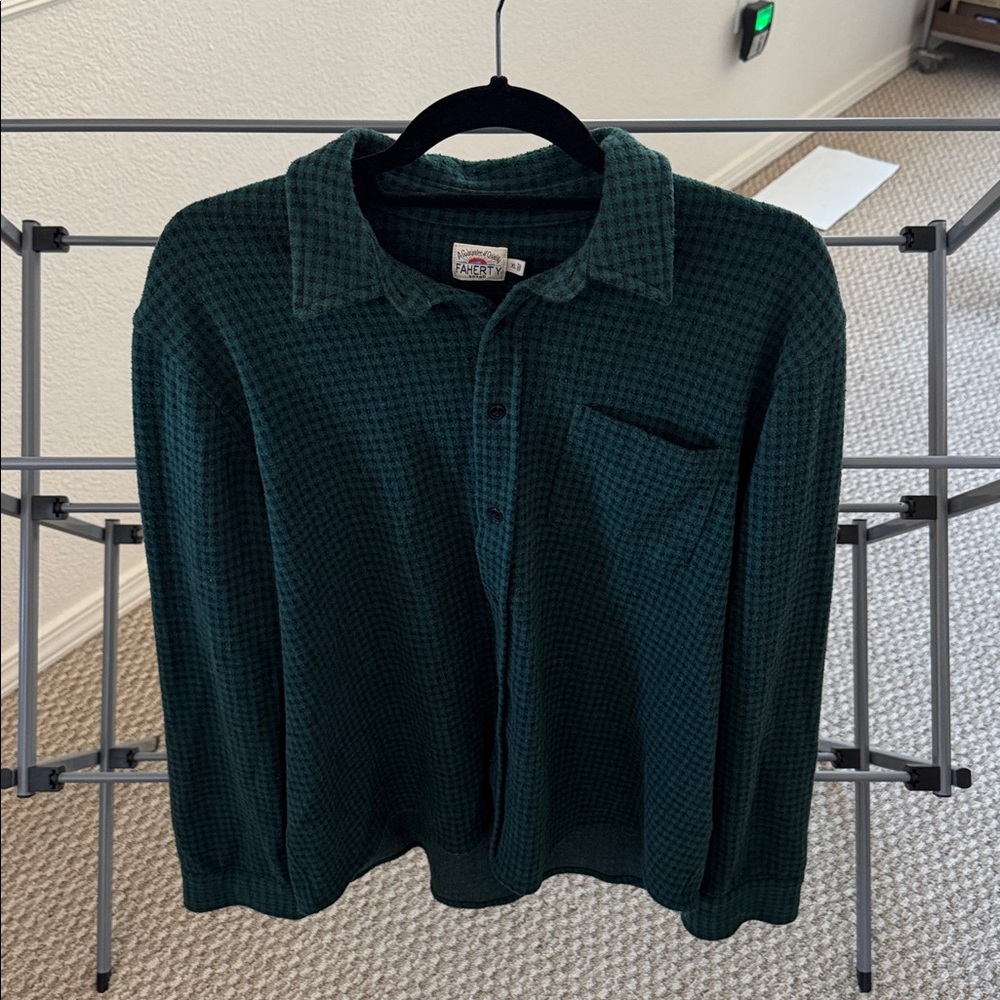 EUC M’s Faherty Legend Sweater Shirt sz XL, Forest Charcoal Gingham